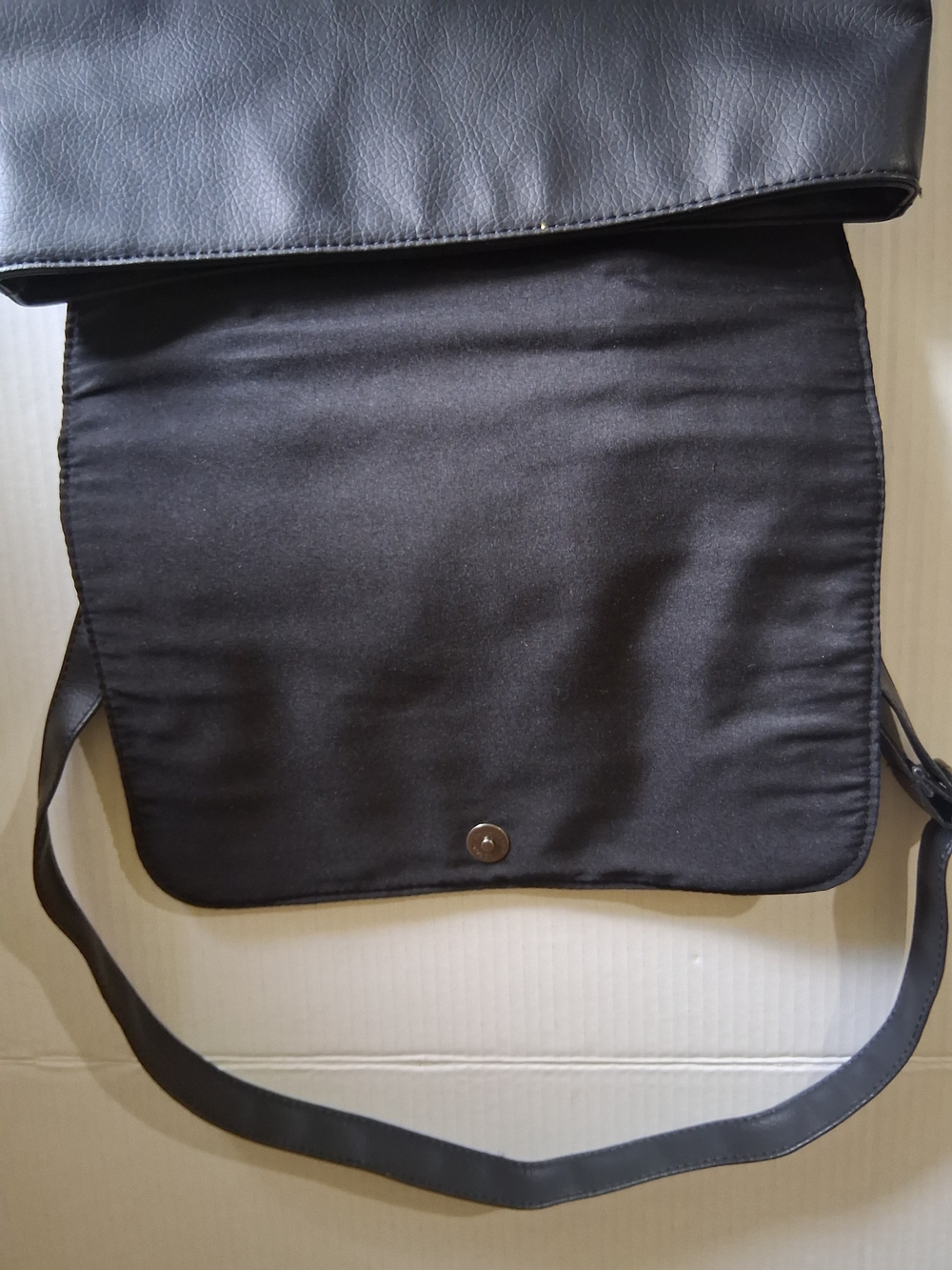 Loungefly Disney Alice In Wonderland Mad Hatter Crossbody Satchel Bag - Picture 7 of 16